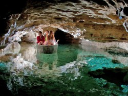 Jazerní jeskyňa Tapolca